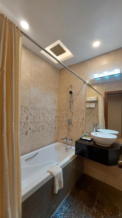 Hotel Grand Galaxy Yangon Ngoại thất bức ảnh